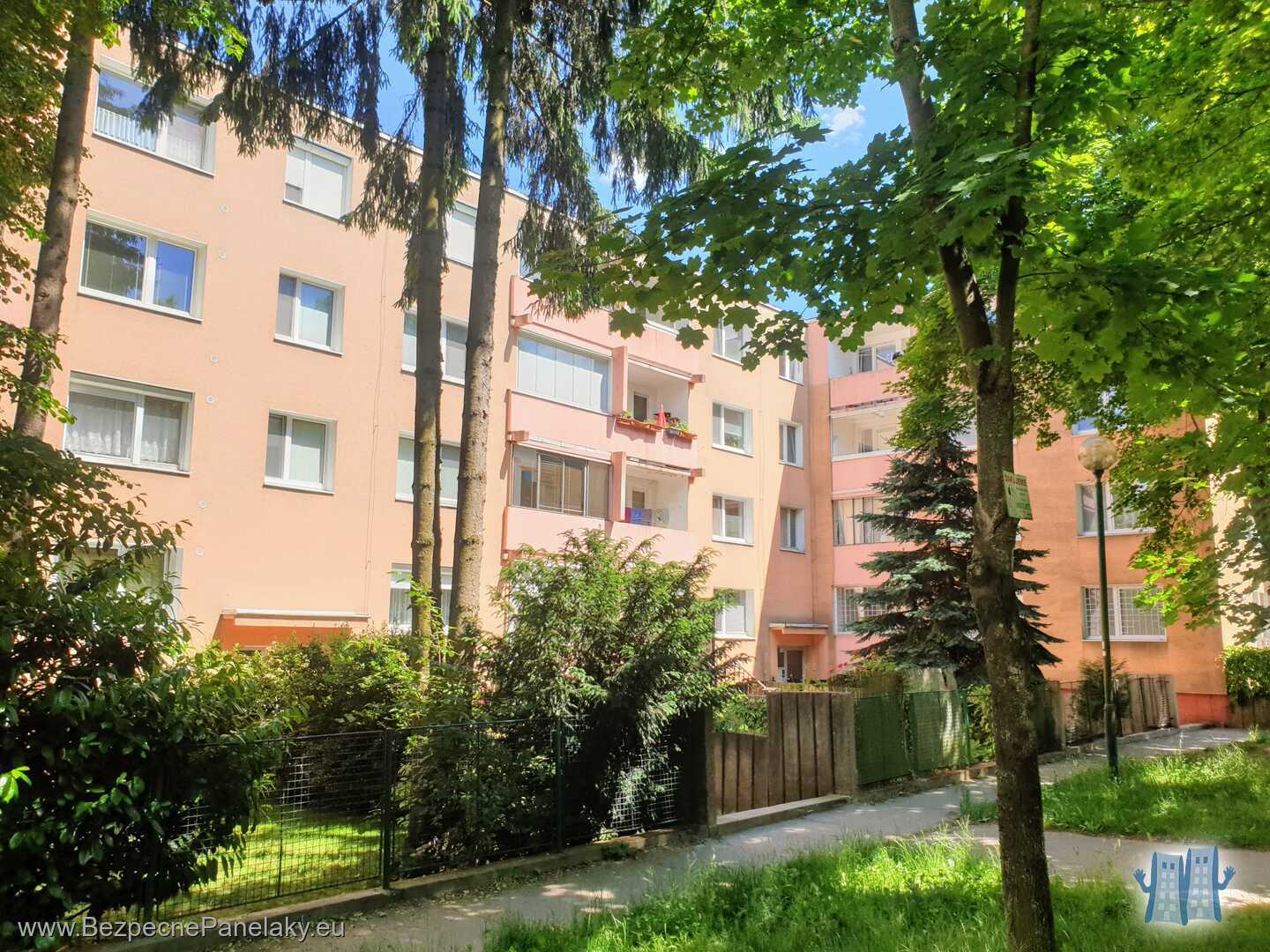 Bytový dom na Lysákovej ulici č.18-24 v Bratislave